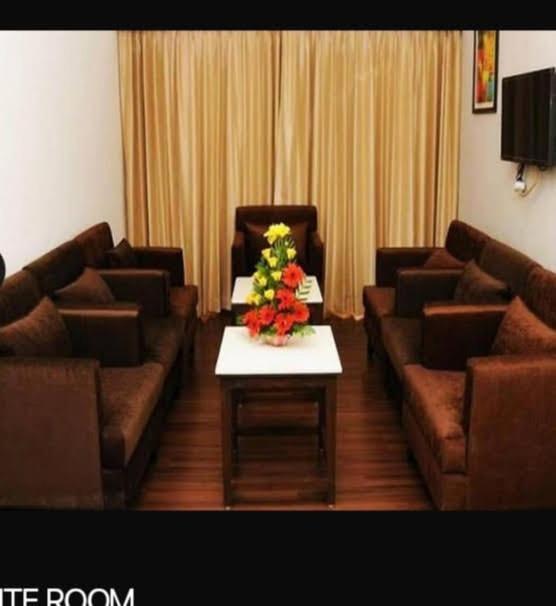 Hotel-S-Park Khammam 外观 照片